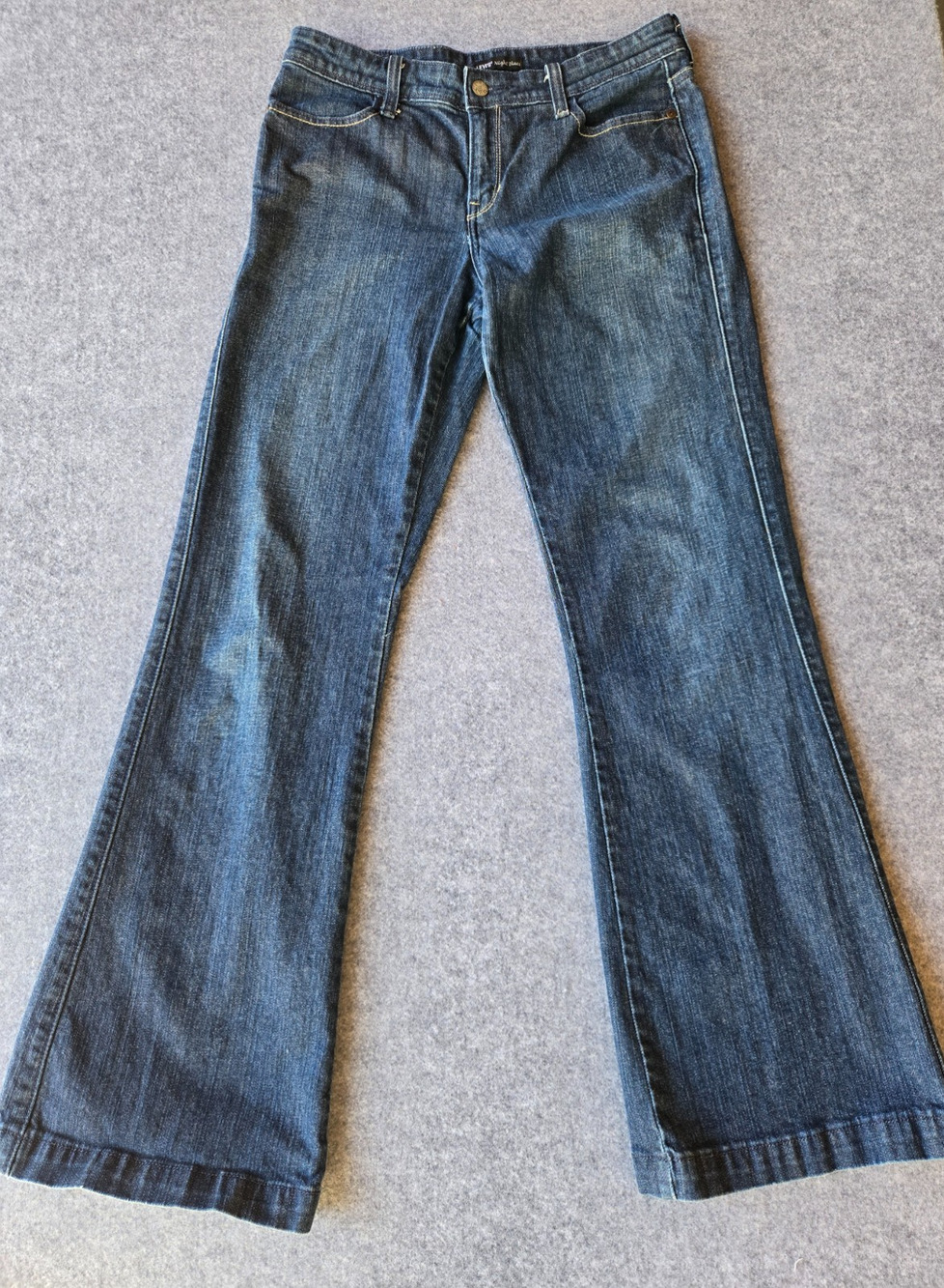 Levi's Jeans Women's Night Blues Boot Cut Jeans 6M Rhinestone Accents 31x32